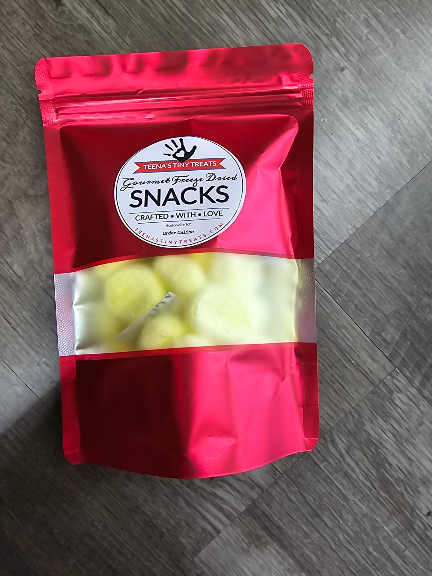 Freeze dried treats