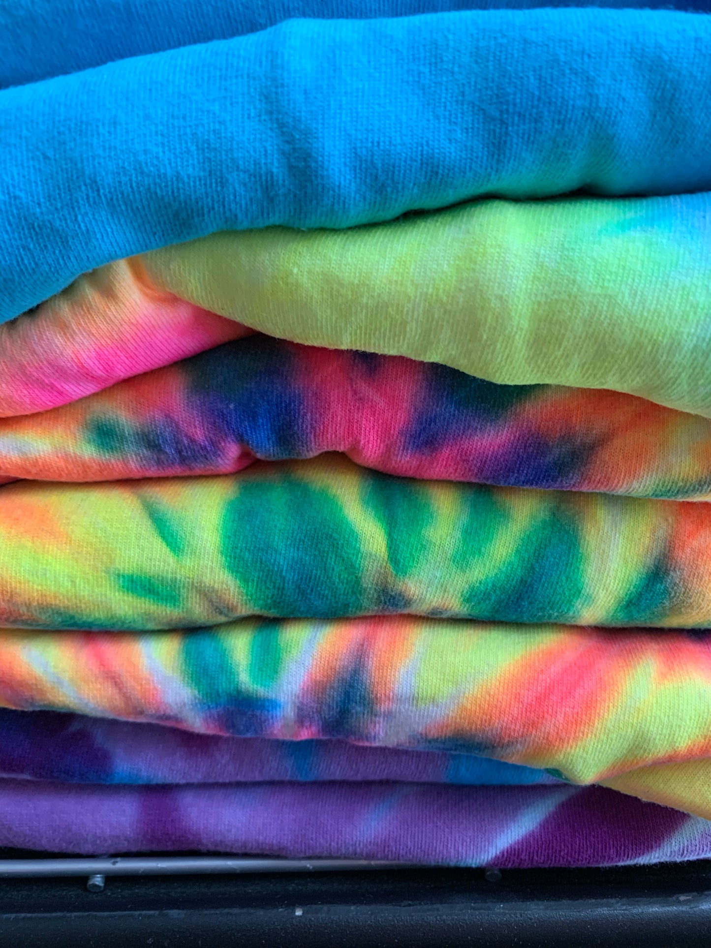 Be kind: MYSTERY TIE DYE : SHIPS 3-5 BUSINESS DAYS*